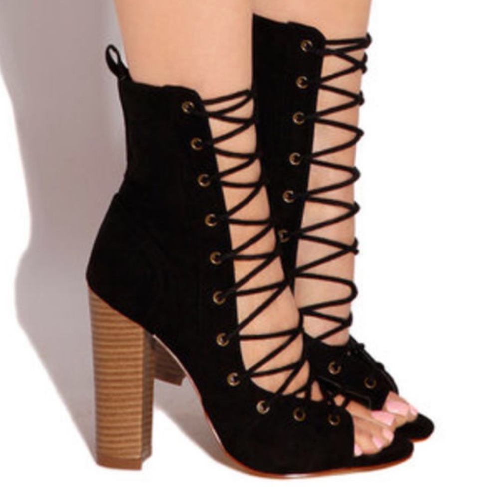 Lace up heels. Adorable and comfy.